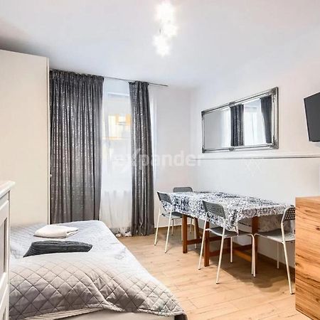 Luksusowy Gaj Apartament By Apartamenty Na Dni Wroclaw Ngoại thất bức ảnh